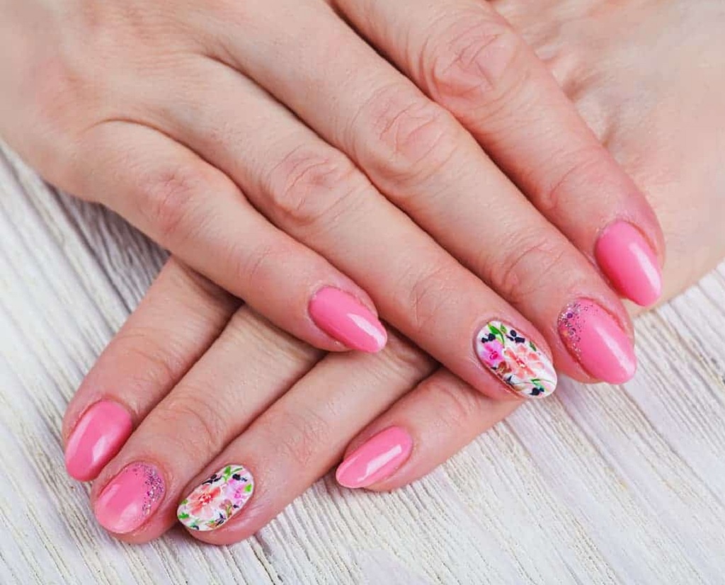 Light Pink Nail Design with White Lines, Rhinestones, Glitter. Stock Photo  - Image of manicure, design: 213766402